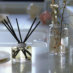English Pear and Freesia Scent Surround™ Diffuser