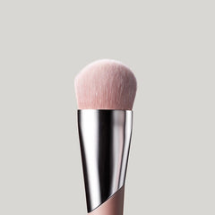 Full-Bodied Foundation Brush 110